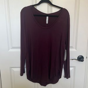 NWT Athleta Cloudlight Stratus Top, size XL